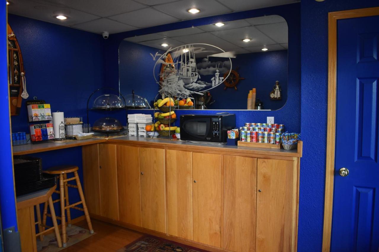 Lighthouse Cove Inn Bandon Luaran gambar The kitchen